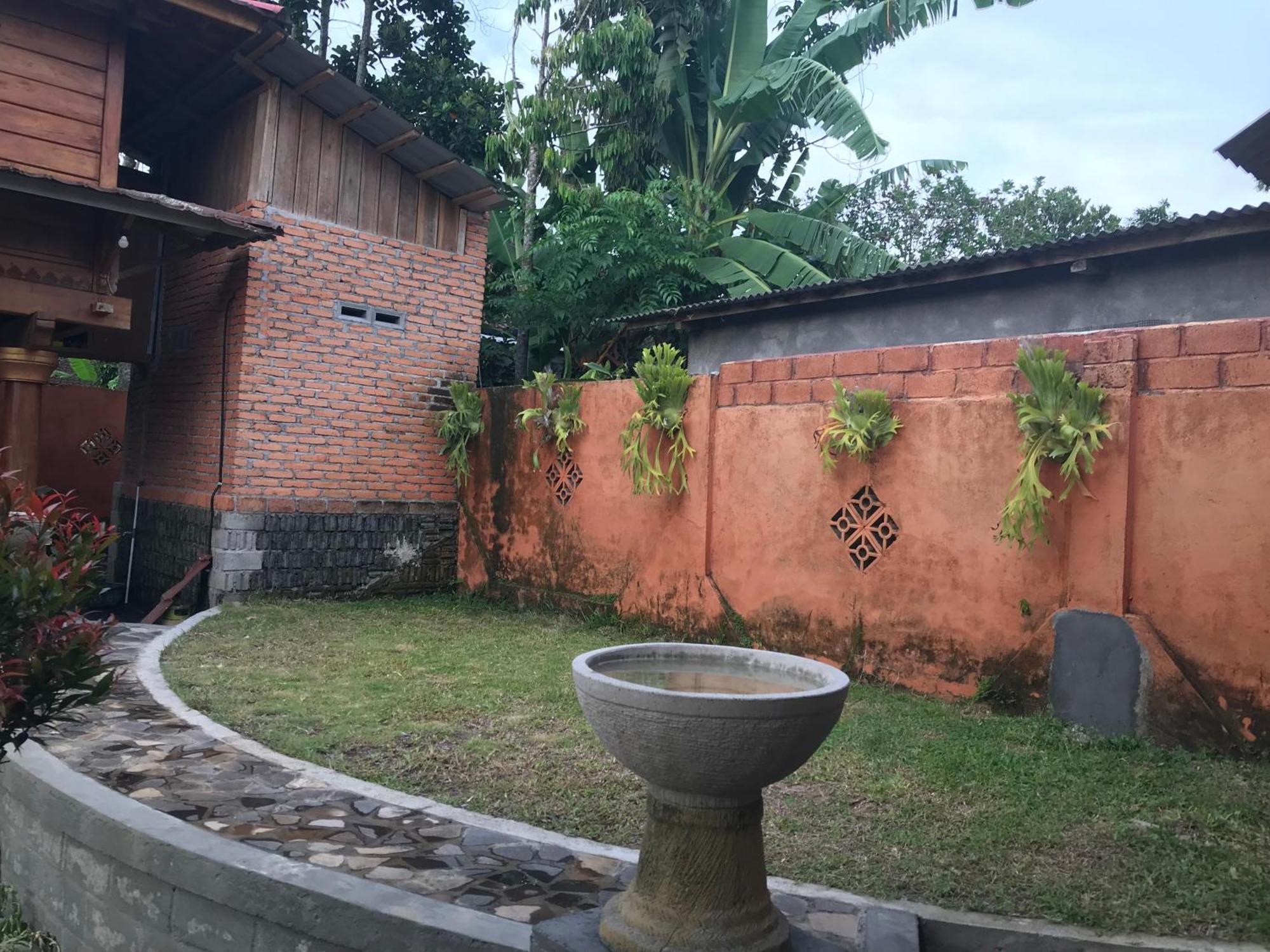 Bello Bungalow Batukliang Exterior foto